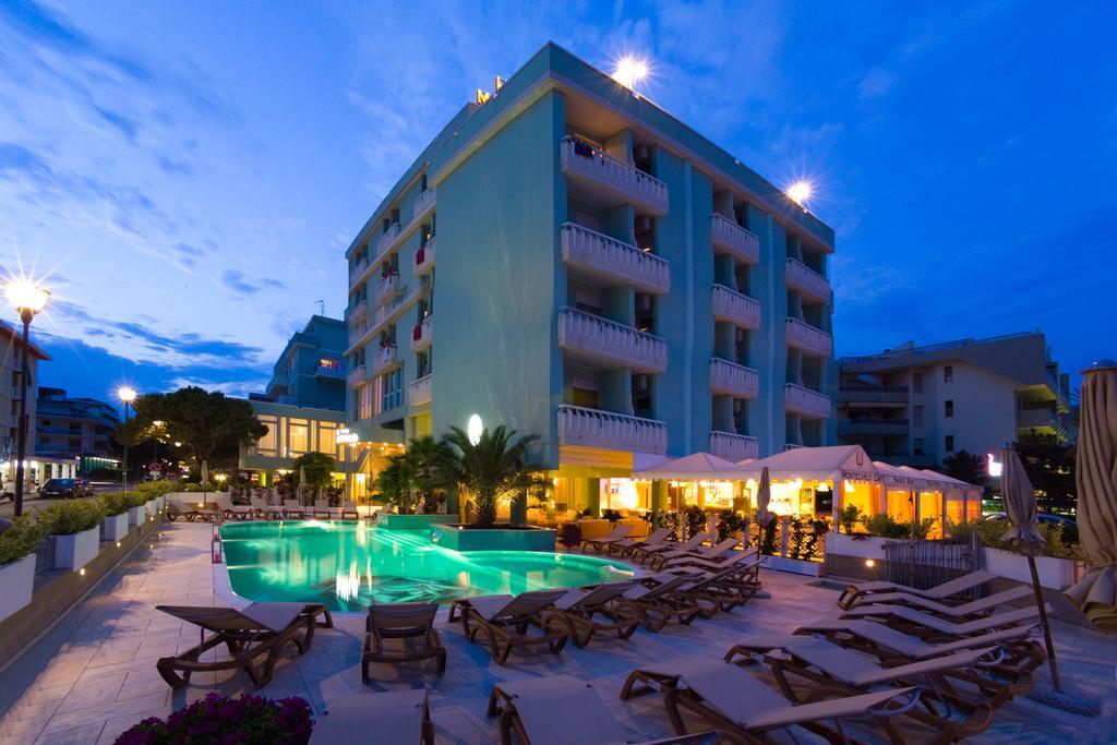 Hotel Montecarlo Bibione Luaran gambar