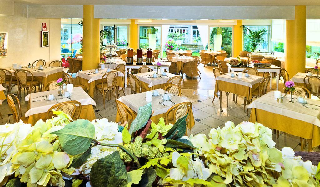 Hotel Montecarlo Bibione Luaran gambar